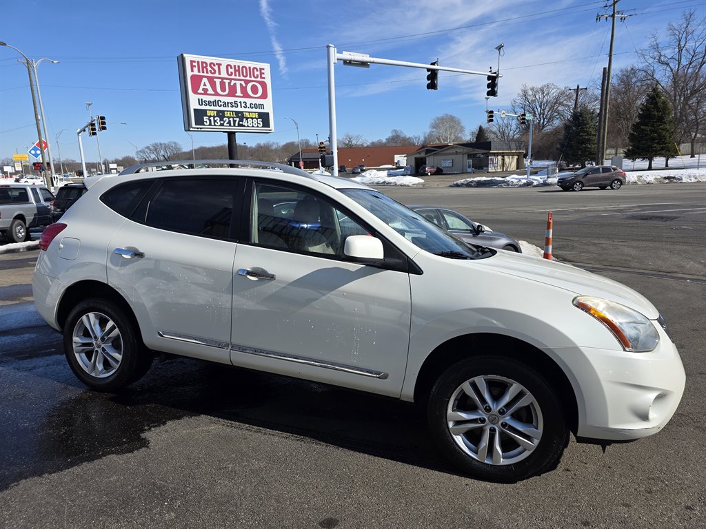 2013 Nissan Rogue SV AWD's photo